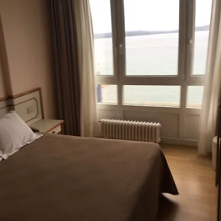 Hotel La Cruz *