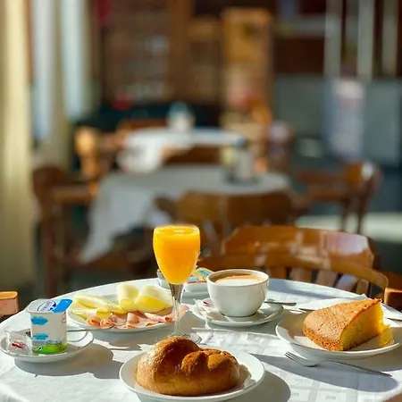 Hotel La Cruz *